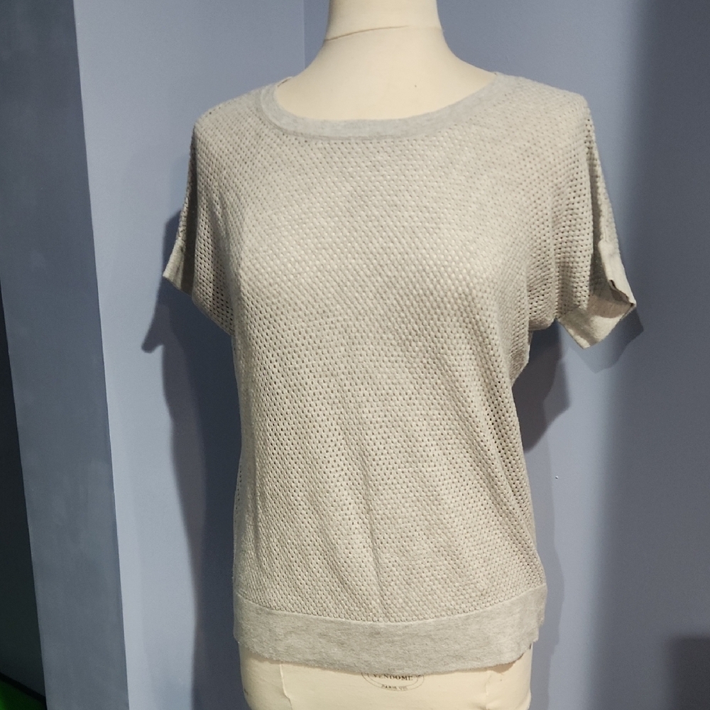 Old Navy gray knit short sleeve sweater top Size Small